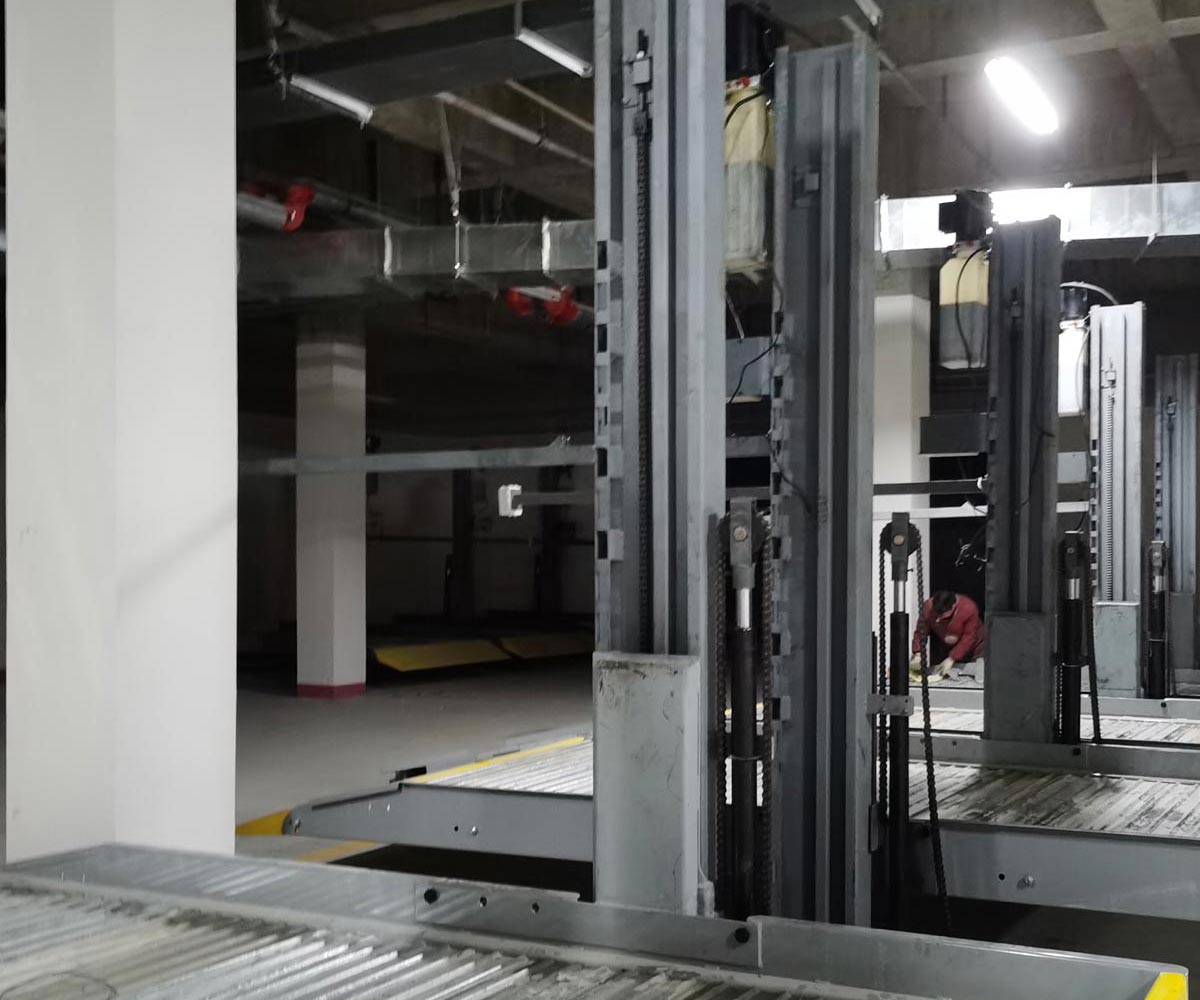 垂直升降式机械式停车设备回收.jpg