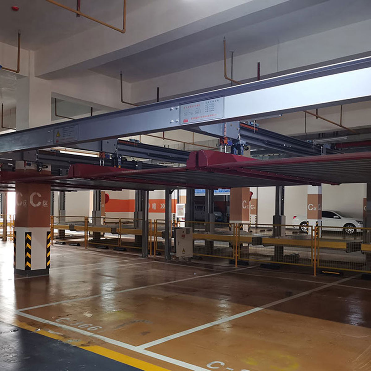 简易升降式机械停车库安装四柱简易升降式停车设备租赁经营